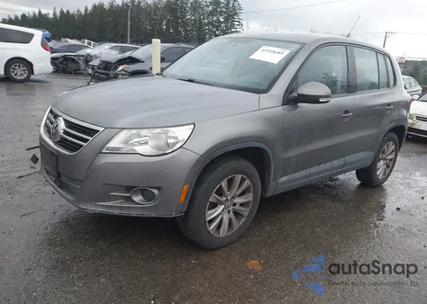 2010 Volkswagen Tiguan S from USA, damaged, VIN WVGAV7AX3AW515109